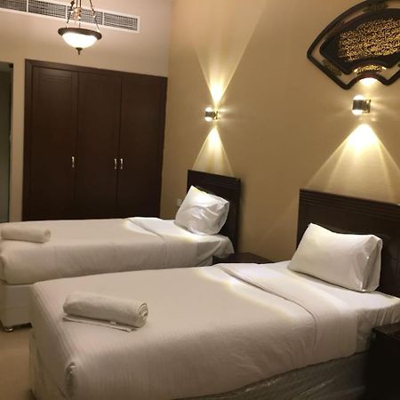 Taj Naif Hotel Dubaï Extérieur photo